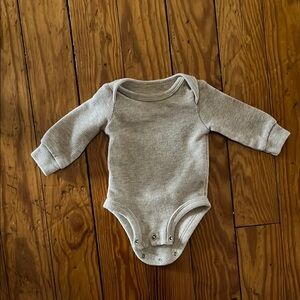 🍼Simple Joys by Carters Tan Long Sleeve Bodysuit🍼